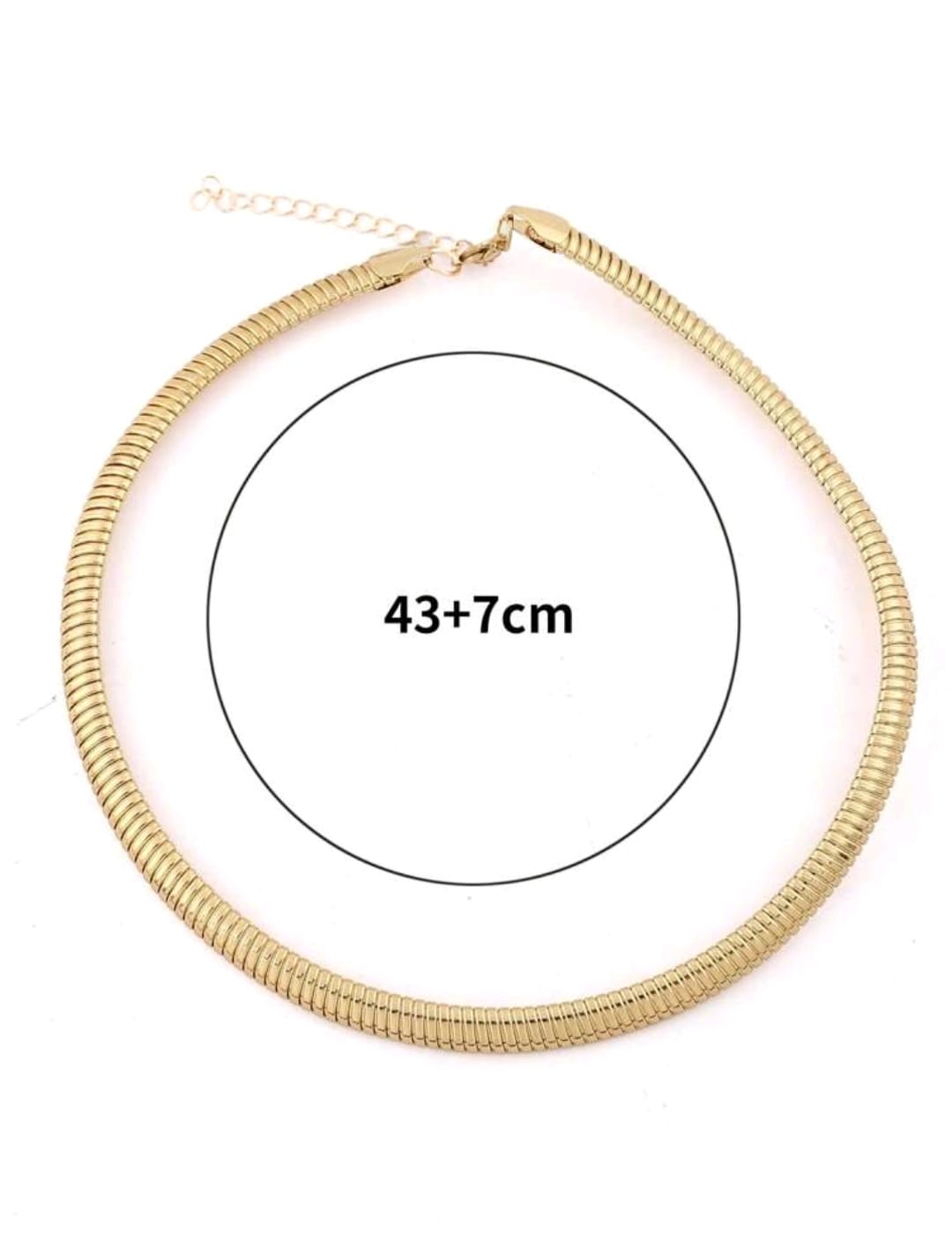 Collar gargantilla de metal