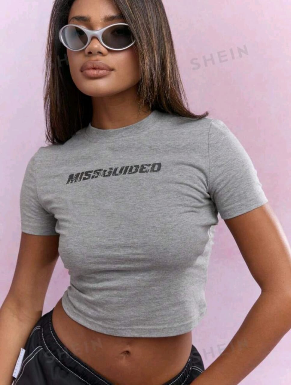 MISSGUIDED Camiseta ajustada con estampado frontal