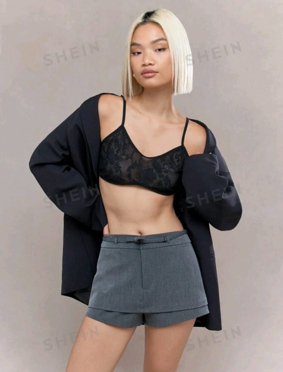 MISSGUIDED Sujetador corto con tirantes de encaje