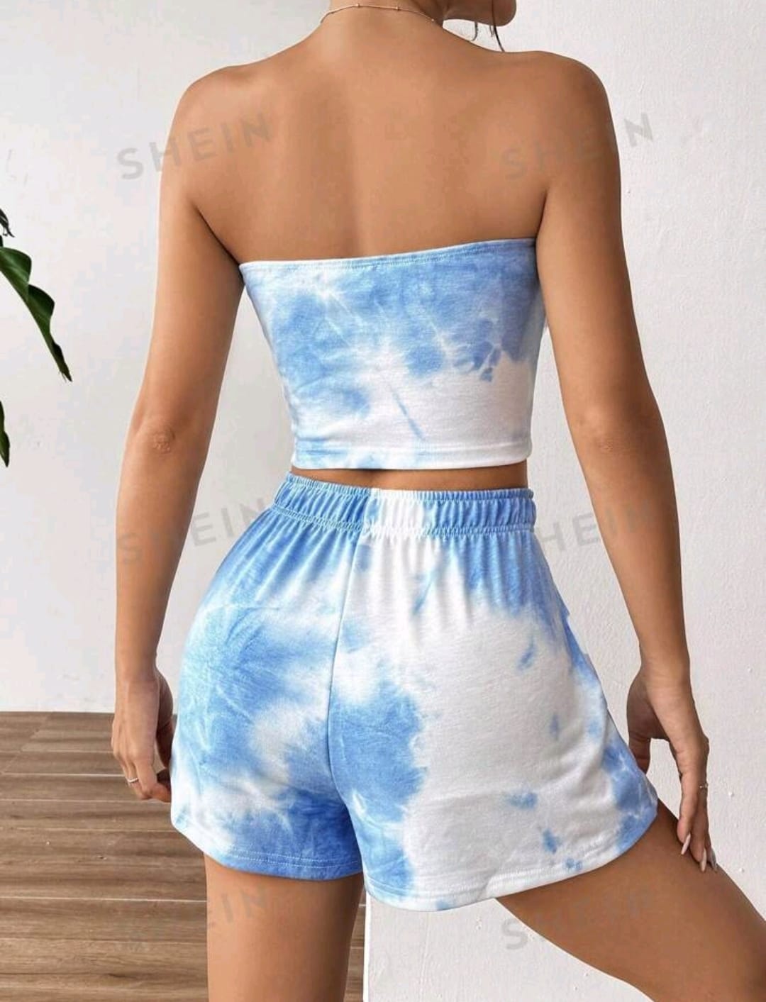 SHEIN EZwear Top corto y shorts de estilo tie-dye para mujer con bolsillos