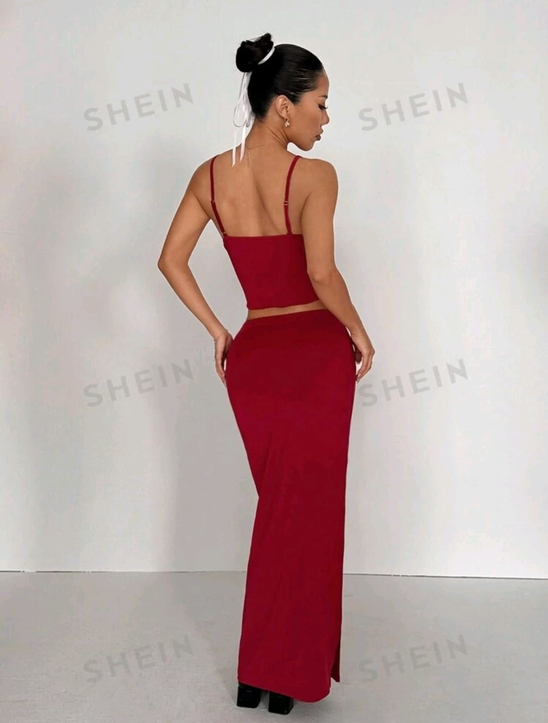 SHEIN MOOSTA Set de 2 piezas para mujer de top con tirantes de espagueti y encaje combinado y falda lápiz