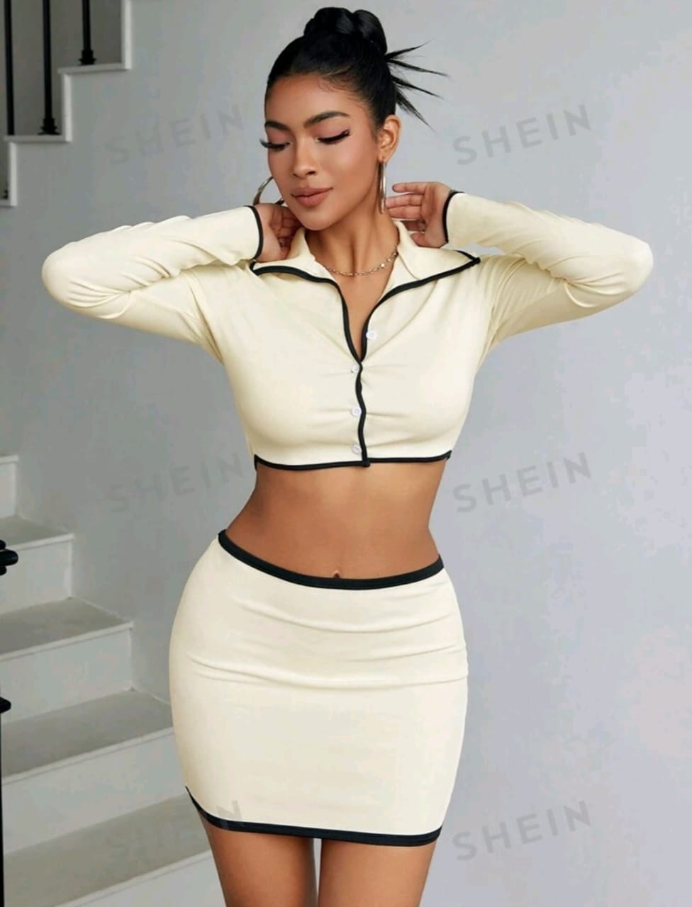 Conjunto de jersey de punto de 2 piezas con top corto de manga larga y minifalda