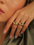 Anillo simplista de moda para uso diario de mujer