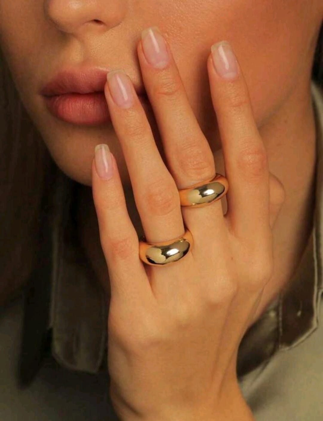 Anillo simplista de moda para uso diario de mujer