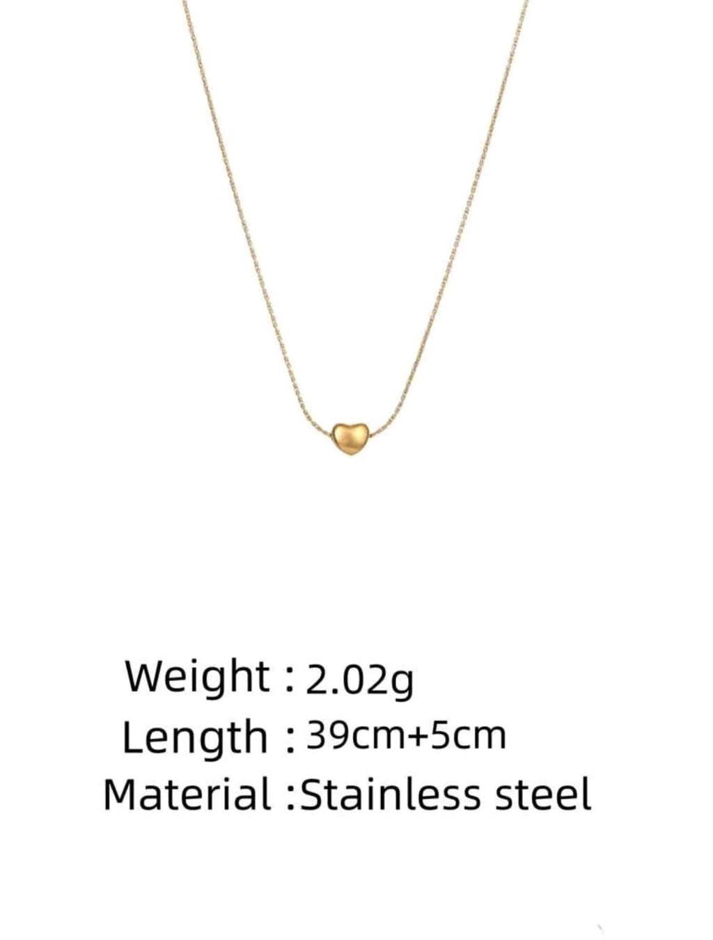 Un delicado y elegante collar con colgante con diseño en forma de corazón