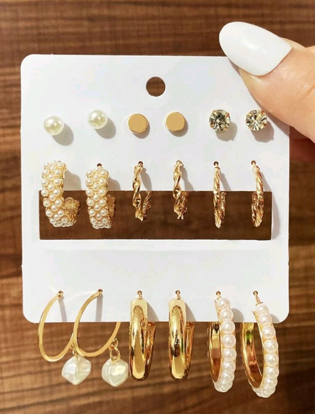 9 Pares De Aretes Decorativos Con Perlas