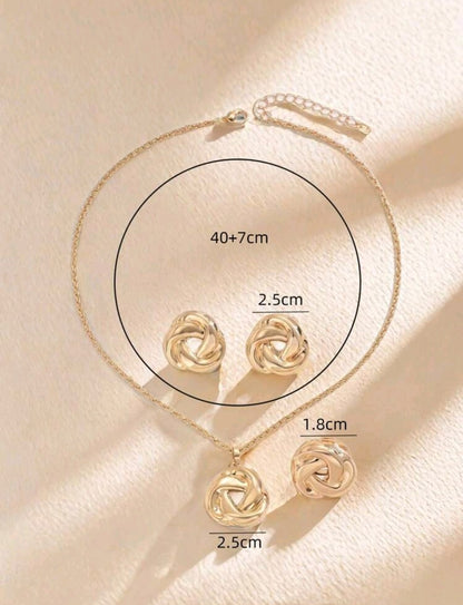 Juego de 4 piezas con colgante, aretes y anillo