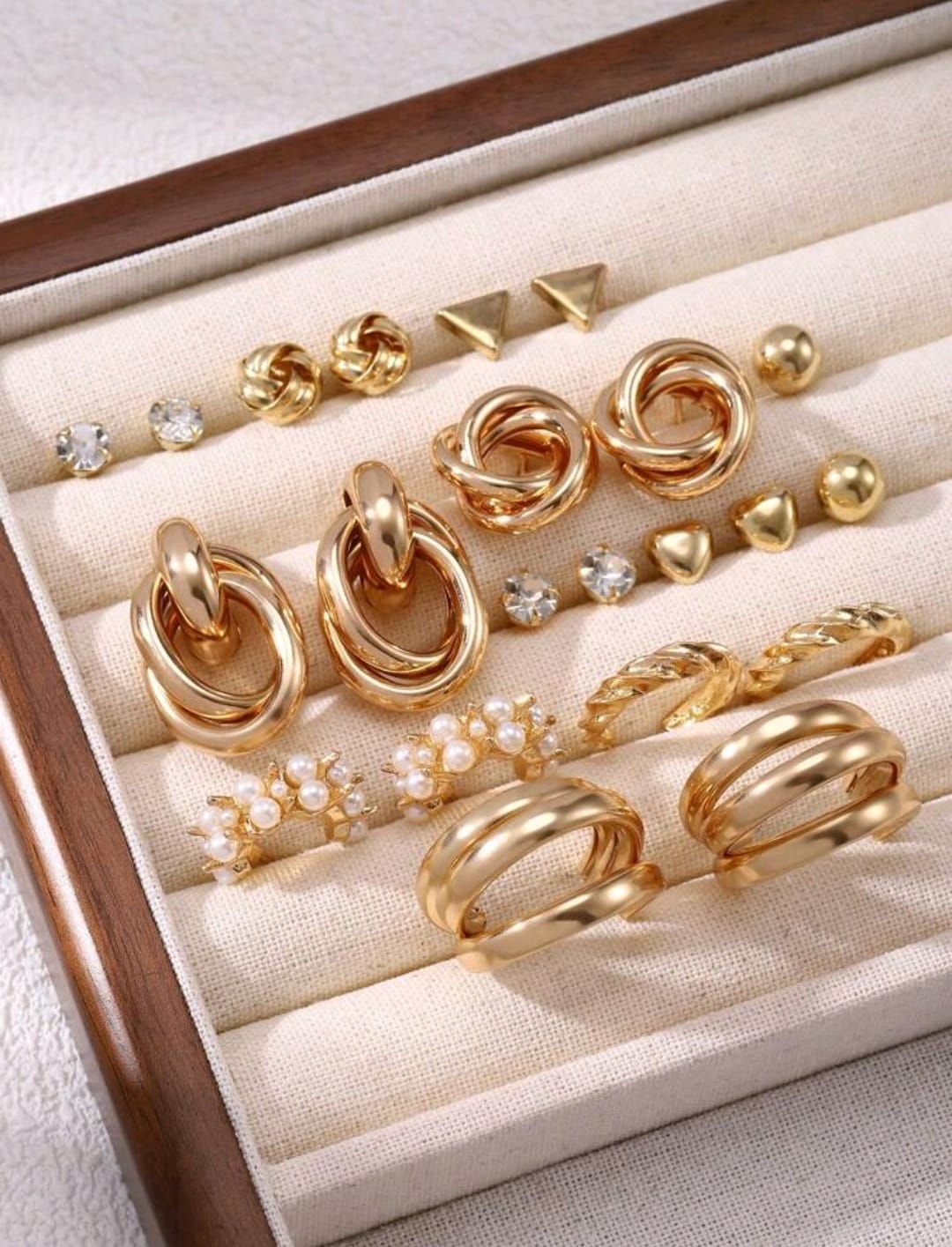 Set de 11 piezas de aretes de mujer con forma geométrica de metal