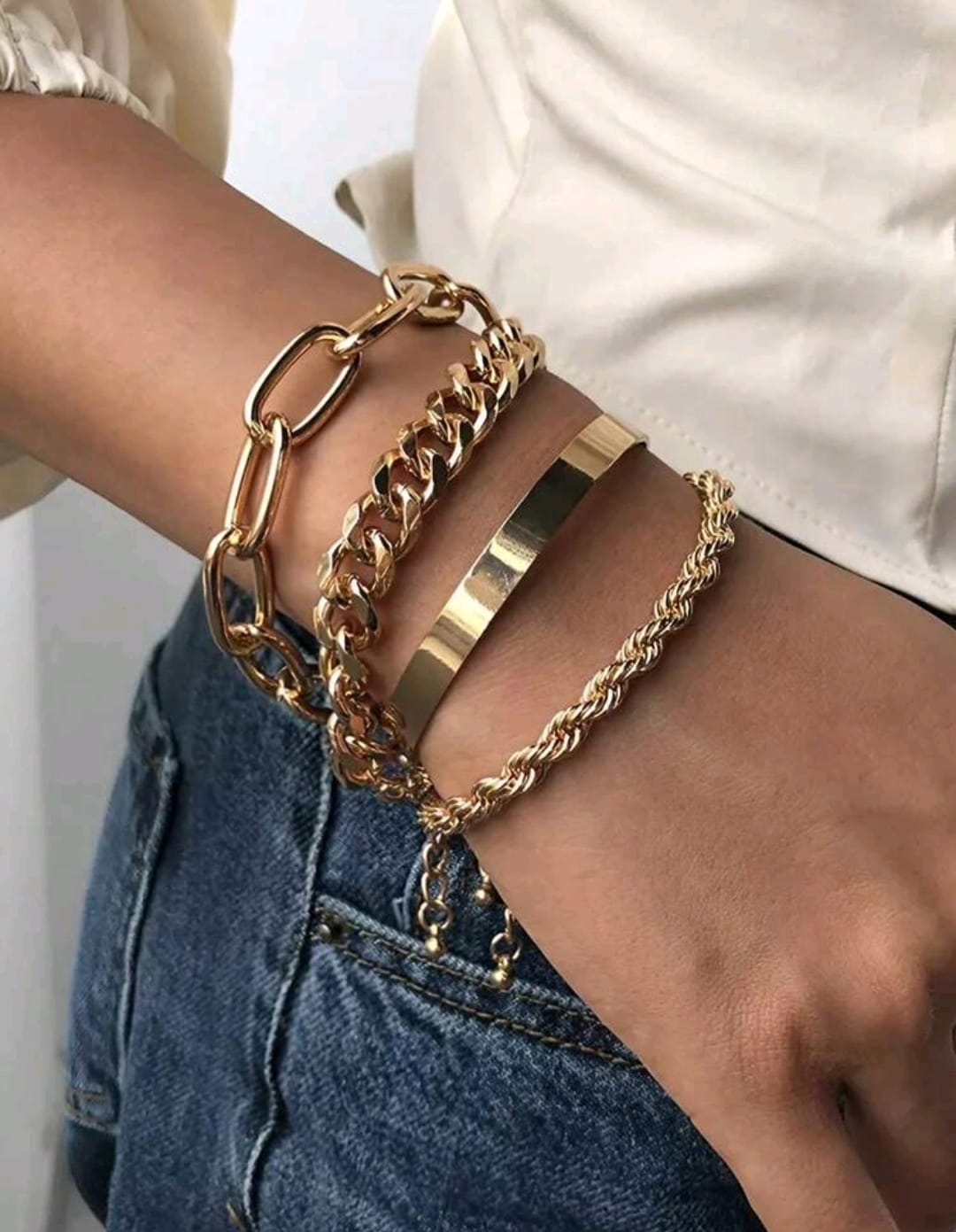 4 Pulseras Conjunto de joyería de pulsera de acero inoxidable dorado