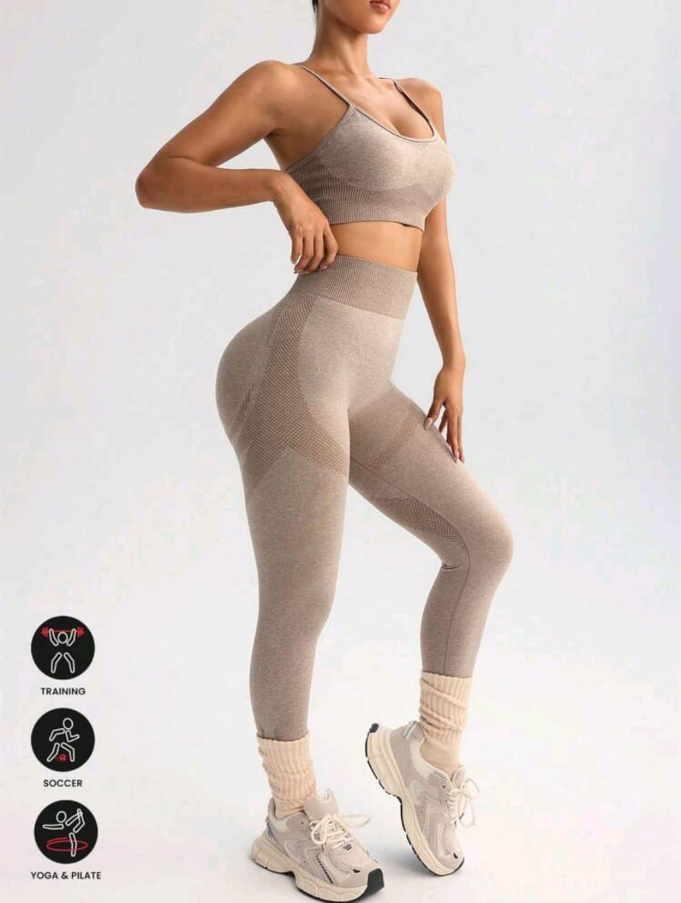 Conjunto SHEIN 2 piezas, Top y Mallas, Sujetador deportivo sin costuras
