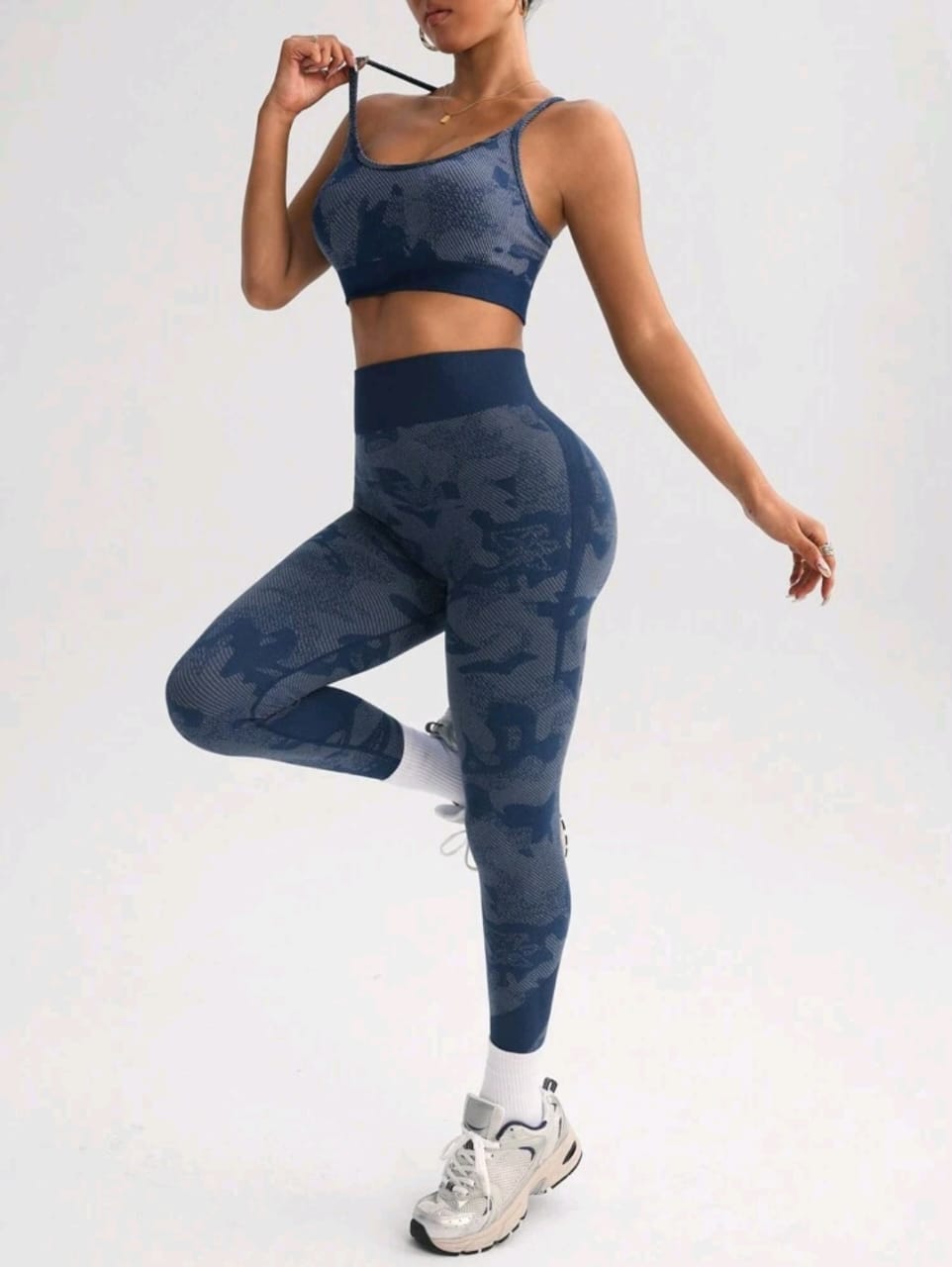 SHEIN Conjunto deportivo con estampado de leopardo para mujer