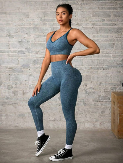 Conjunto SHEIN de activewear para mujer con top corto y leggins