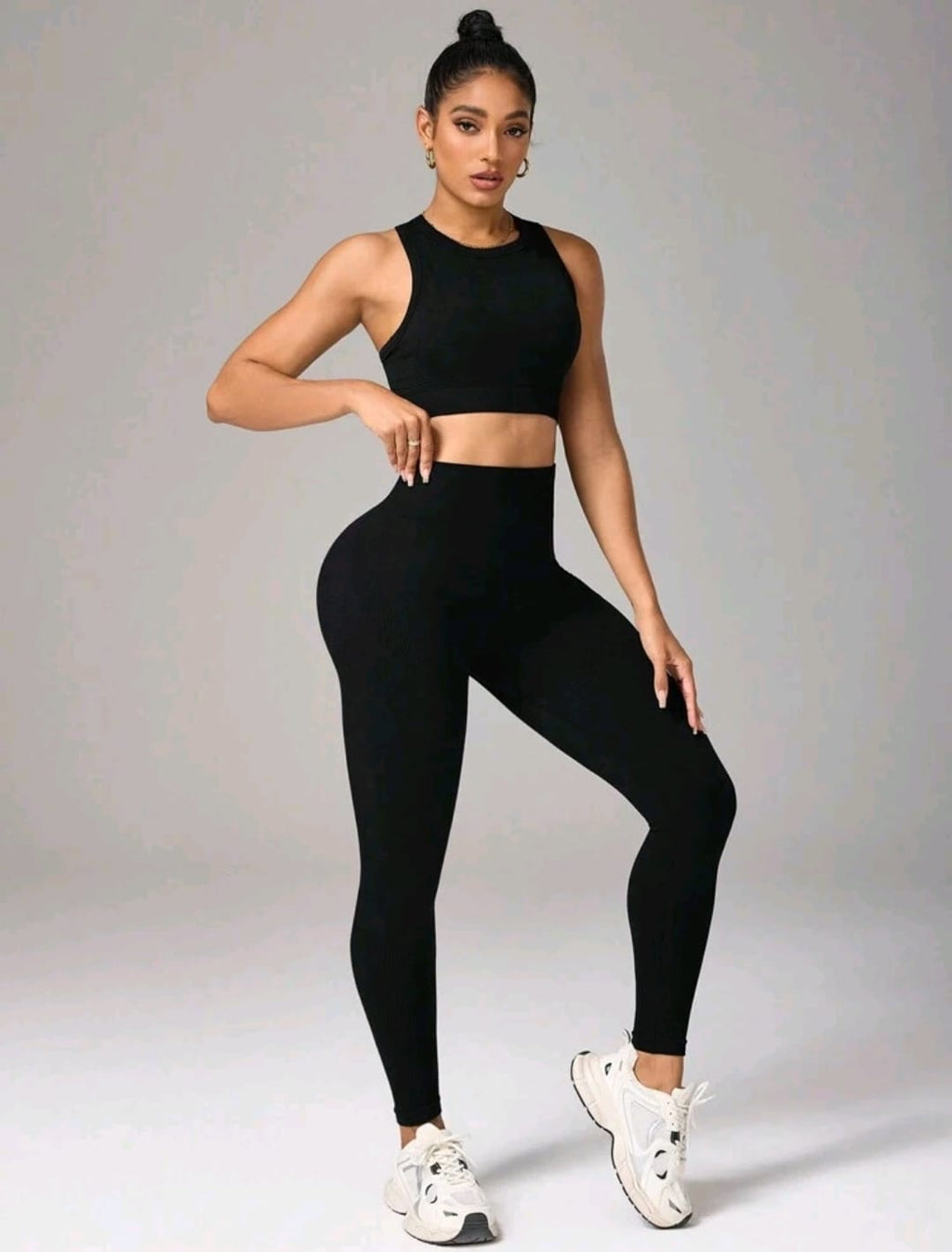 SHEIN Sport Studio Conjunto deportivo casual de mujer de unicolor con top sin mangas