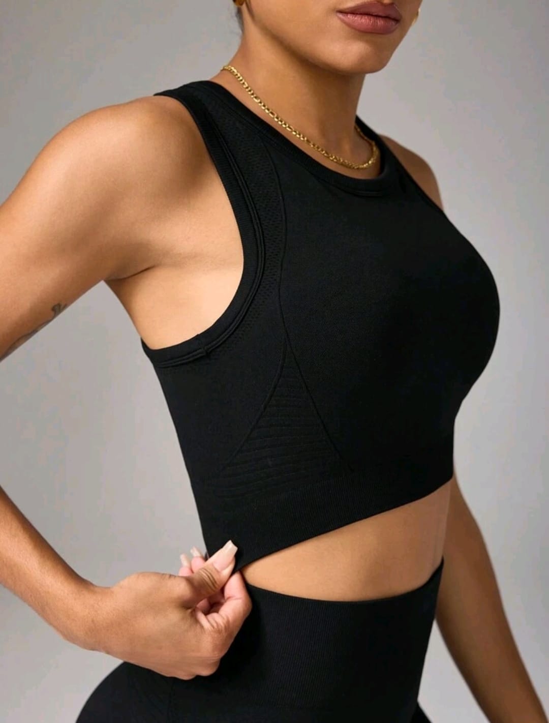SHEIN Sport Studio Conjunto deportivo casual de mujer de unicolor con top sin mangas