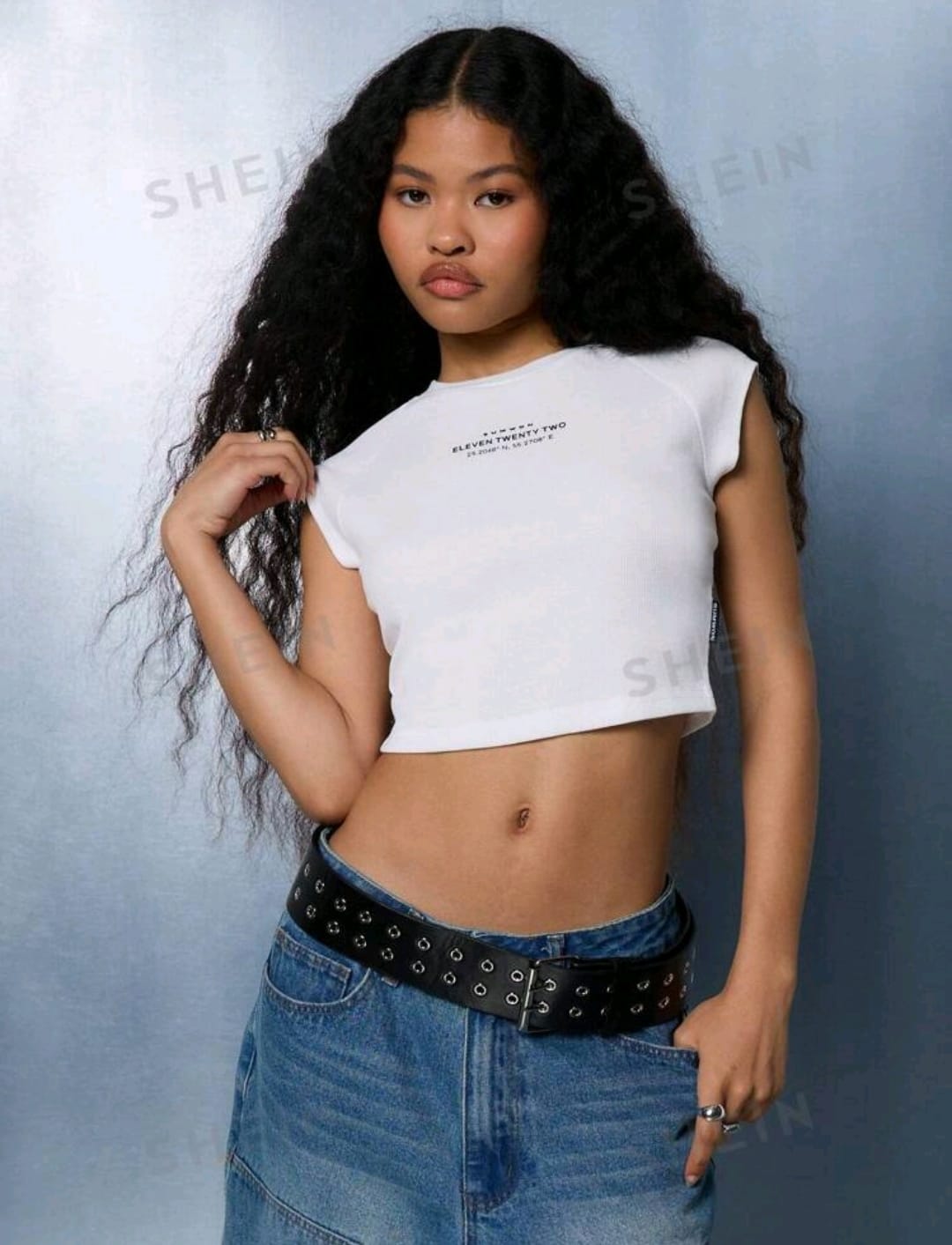 SUMWON WOMEN Camiseta corta con mangas raglán