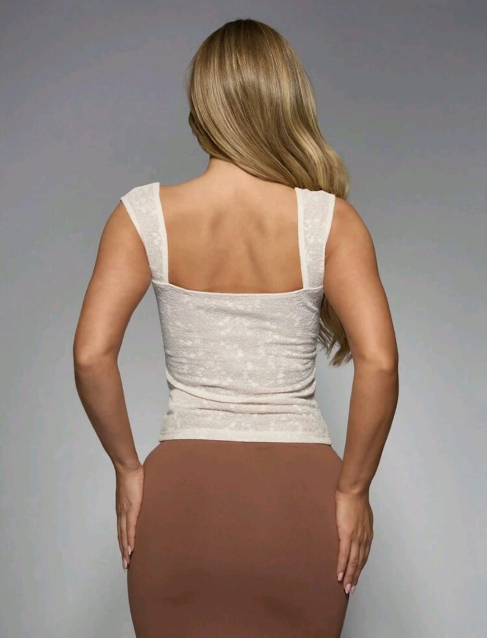 MISSGUIDED Top con cuello cuadrado, escote y busto fruncido