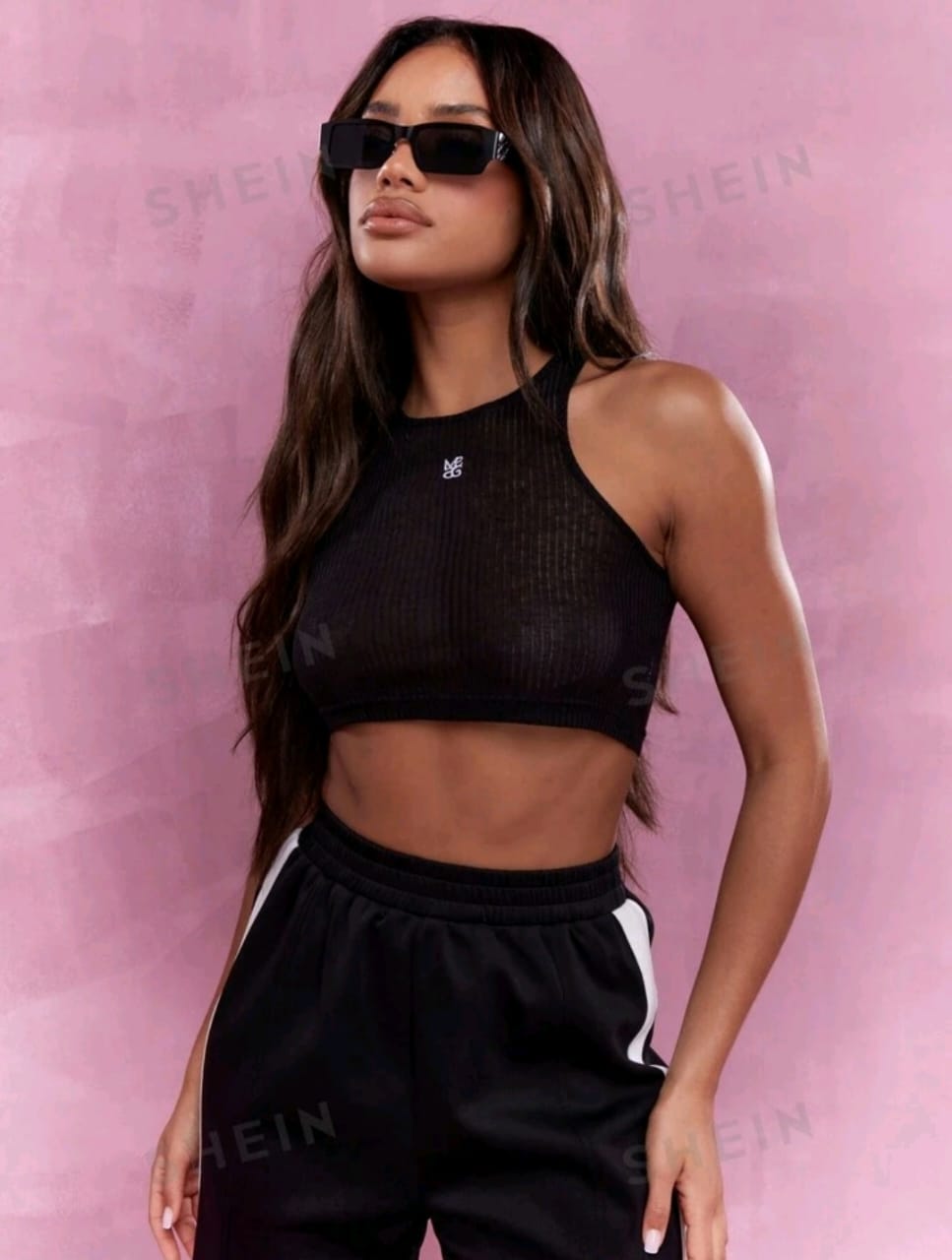 MISSGUIDED Camiseta de tirantes con cuello halter de punto calado