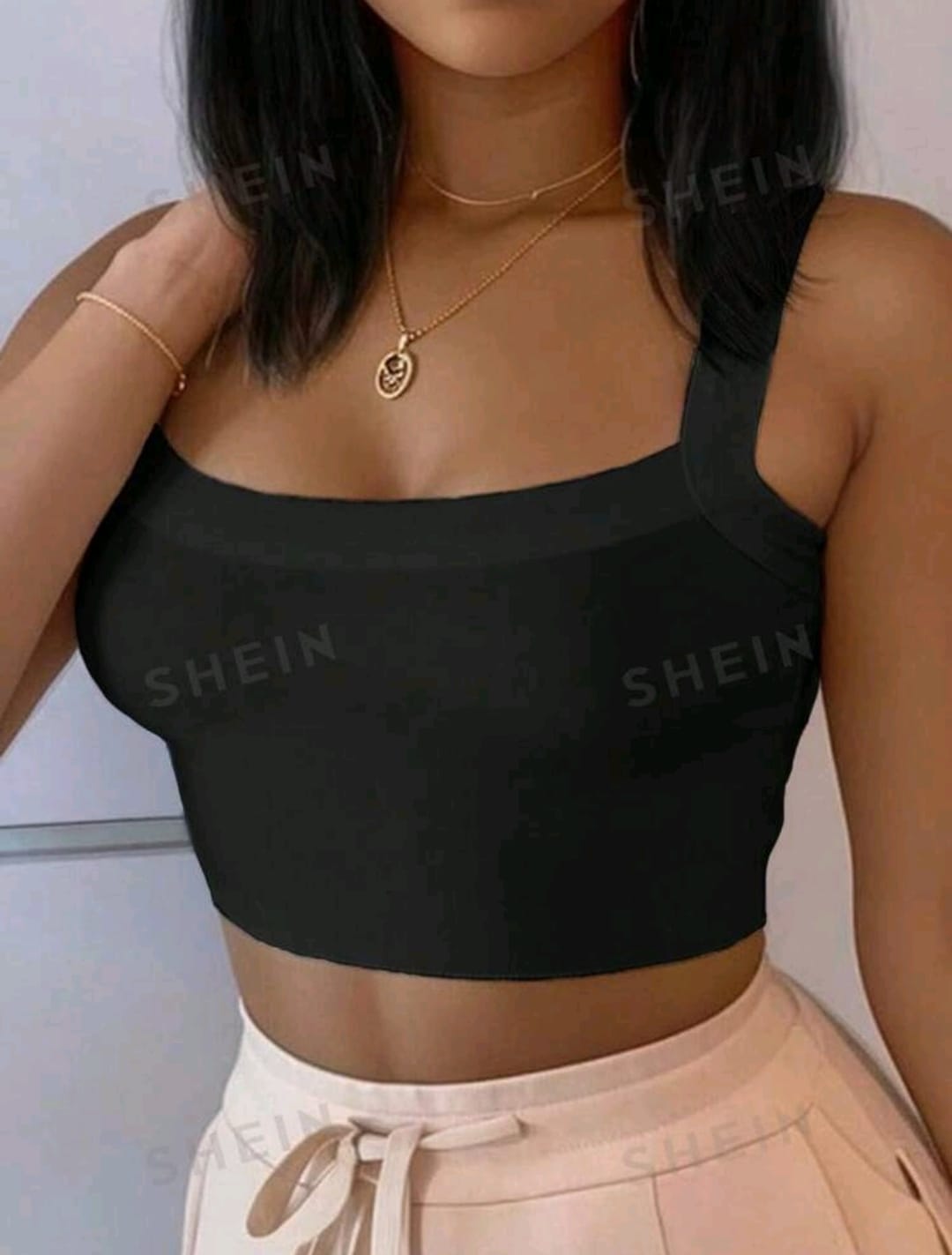 Slaydiva Top corto tipo camiseta de tirantes ajustada de unicolor