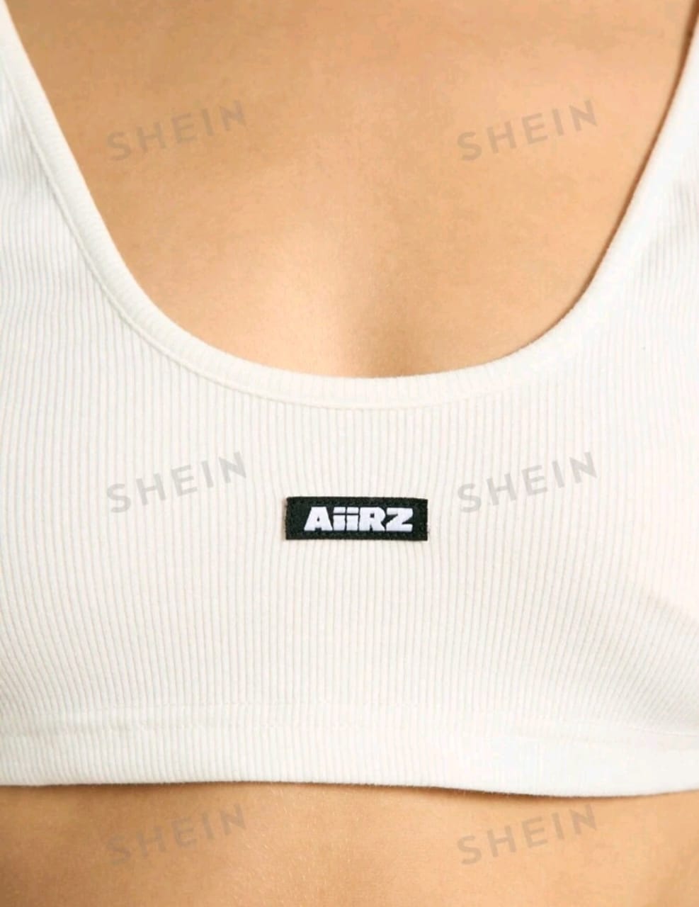 AiiRZ Top corto acanalado con detalle de logo sin mangas