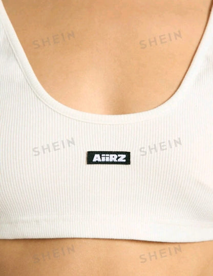 AiiRZ Top corto acanalado con detalle de logo sin mangas