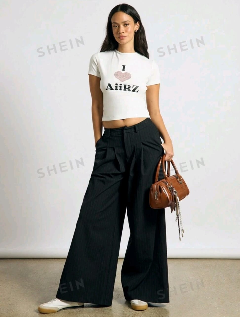 AiiRZ Camiseta ajustada con estampado gráfico "I Love AiiRZ"