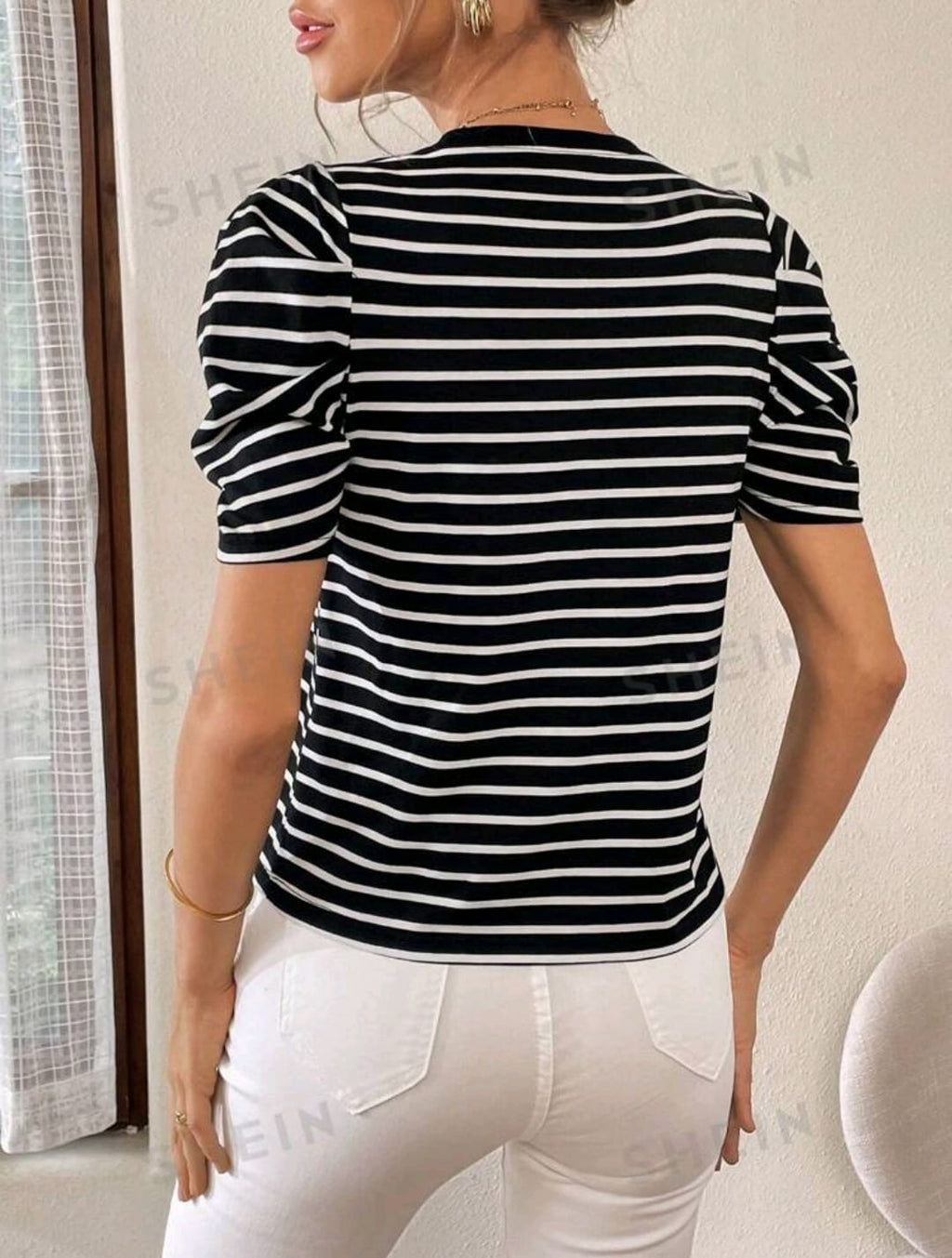 SHEIN Essnce Camiseta casual de verano para mujeres con estampado a rayas