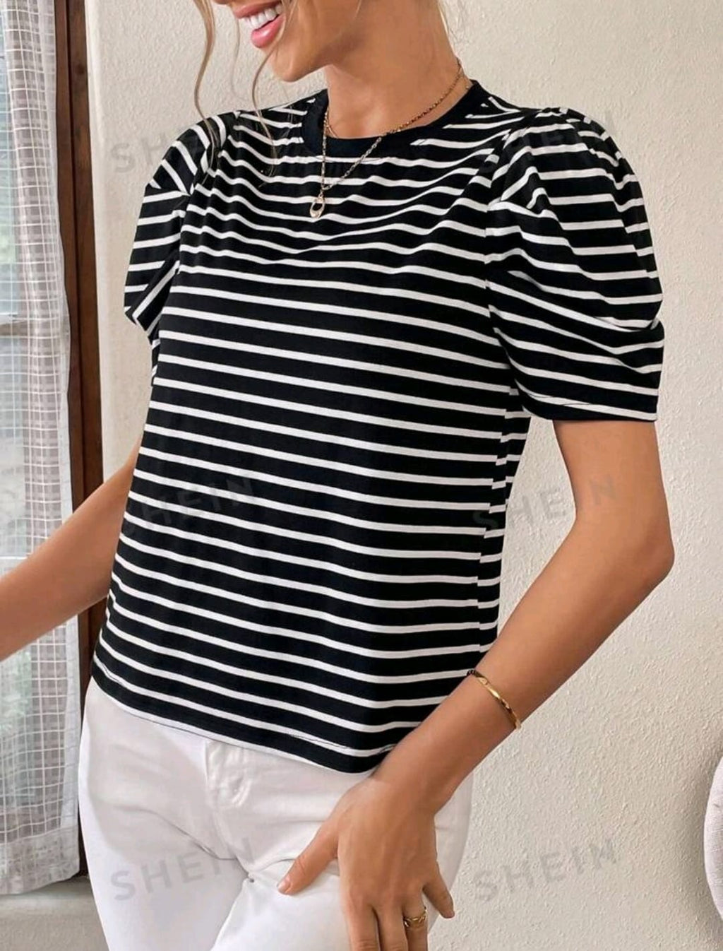 SHEIN Essnce Camiseta casual de verano para mujeres con estampado a rayas