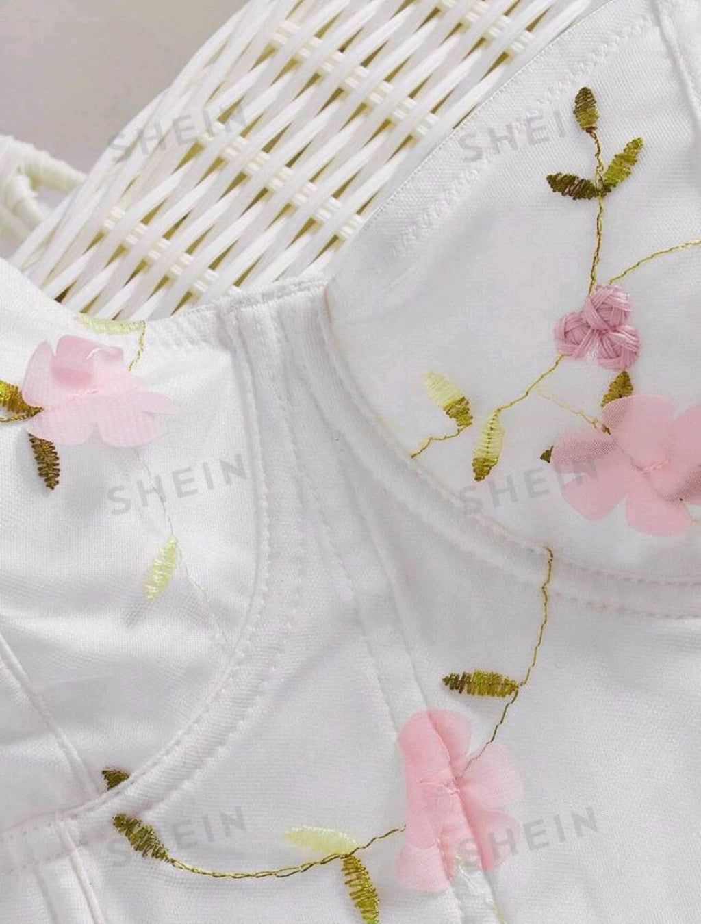 SHEIN Privé Corpiño de mujer elegante y romántico con bordado floral en malla