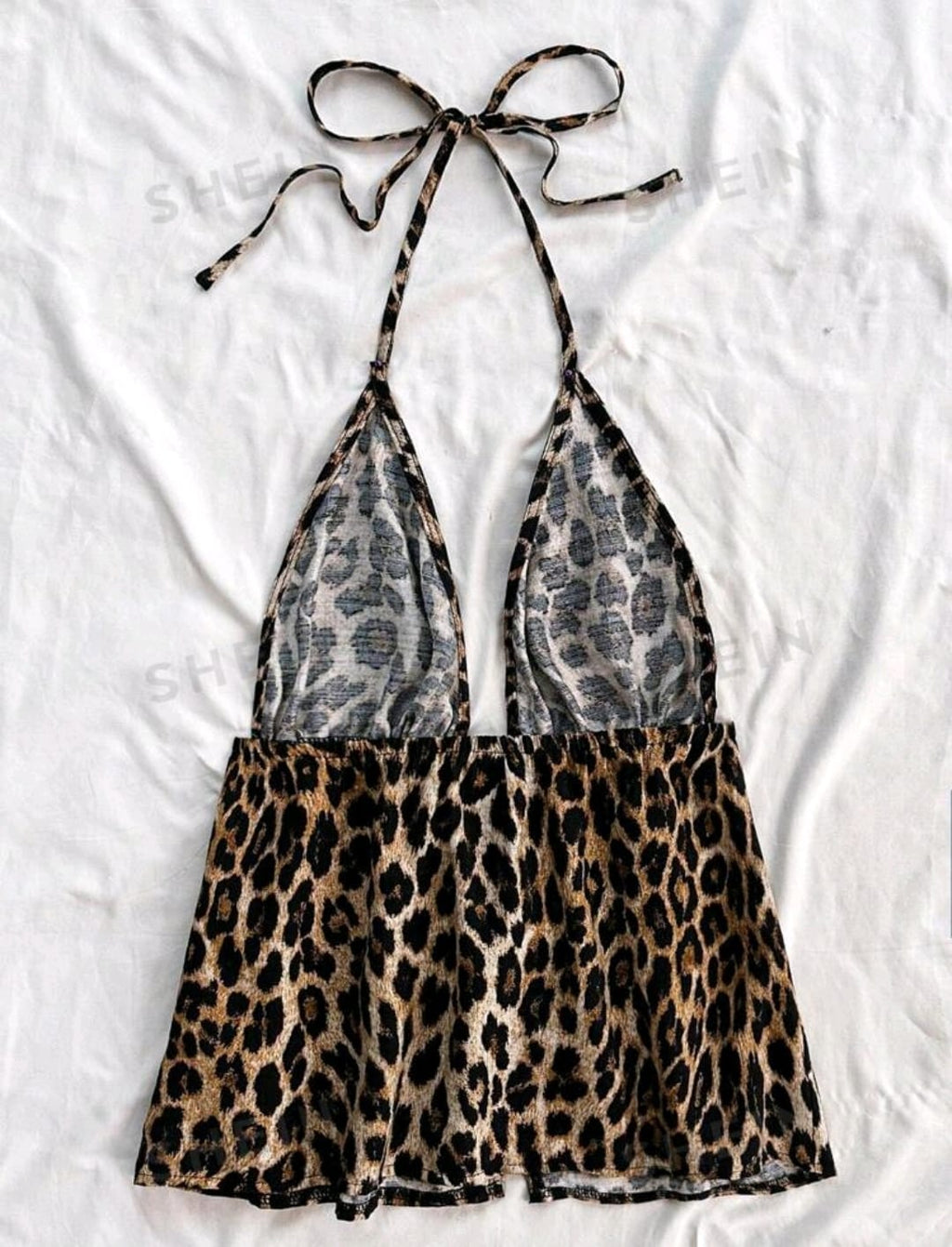 Dreamara Top sin espalda con estampado de leopardo