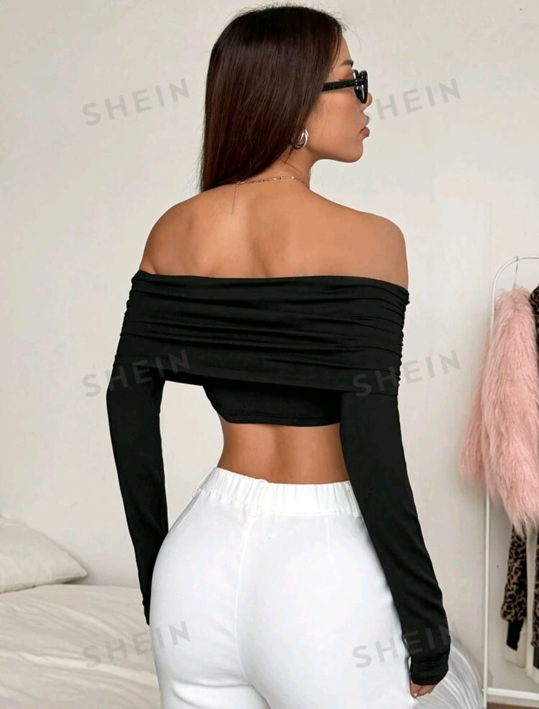 SHEIN EZwear Camiseta ajustada de mujer de manga larga y hombros descubiertos