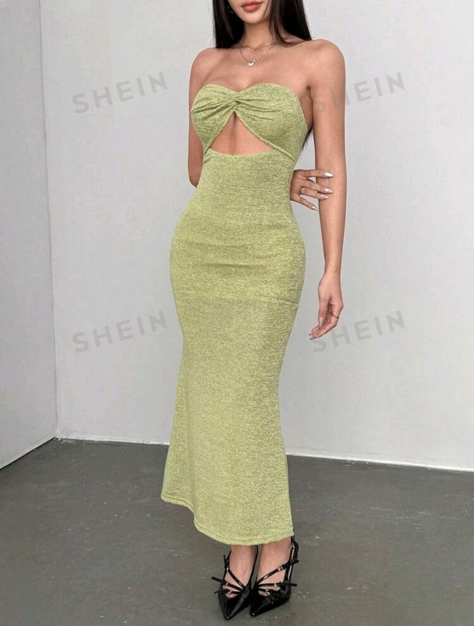 SHEIN PETITE Vestido ajustado y elegante de sirena con bandeau retorcido
