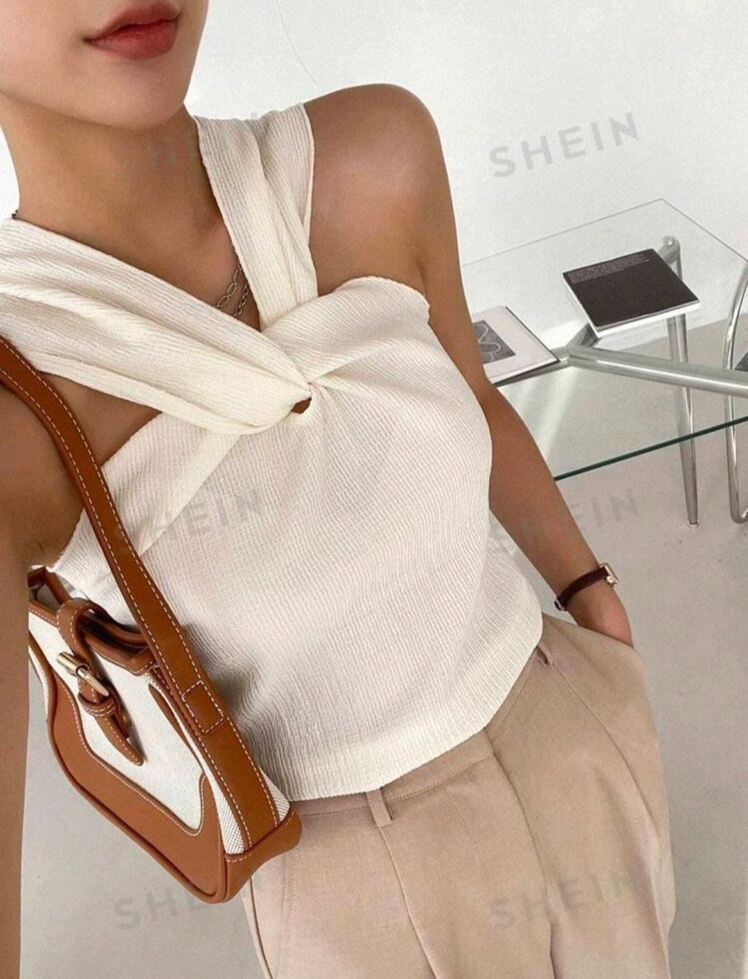 Blusa sin mangas corte entallado SHEIN